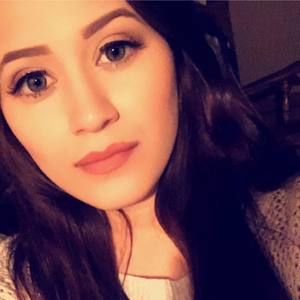 Meet your Posher, Lorena